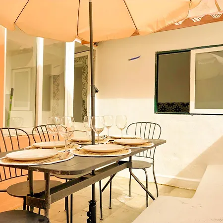アパート Principe Real - 3 Bedroom With Terrace リスボン