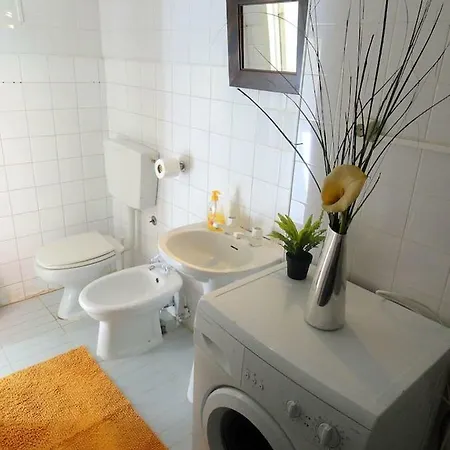 Principe Real - 2 Bedroom With Terrace * Lisboa