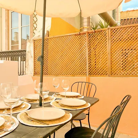 Principe Real - 2 Bedroom With Terrace Daire