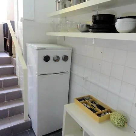 Principe Real - 2 Bedroom With Terrace Daire Lisboa