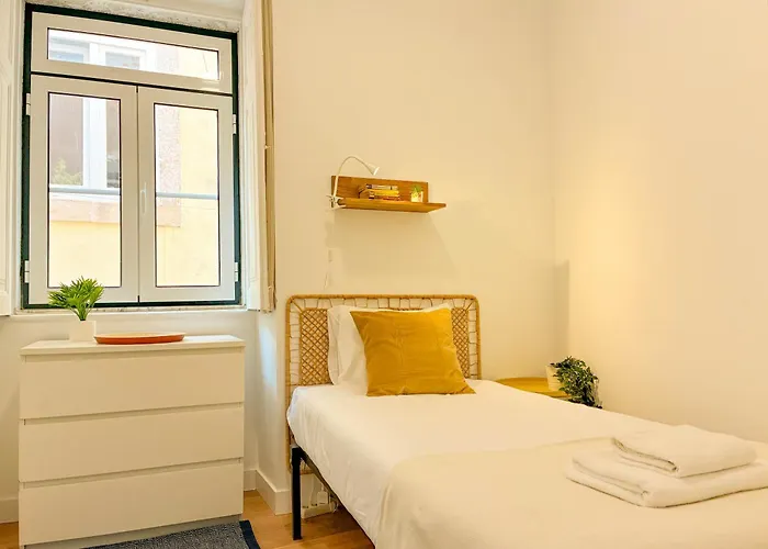 Principe Real - 2 Bedroom With Terrace *