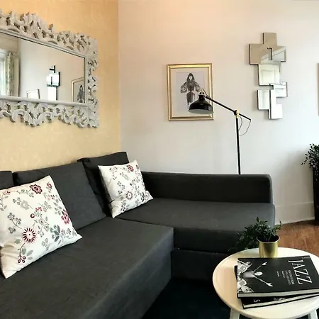 Principe Real - 2 Bedroom With Terrace Lägenhet