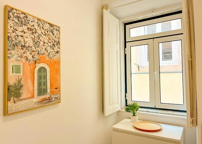 Principe Real - 2 Bedroom With Terrace 아파트 리스본