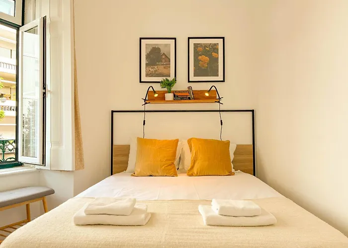 Principe Real - 2 Bedroom With Terrace