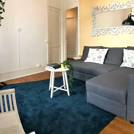 Principe Real - 2 Bedroom With Terrace *